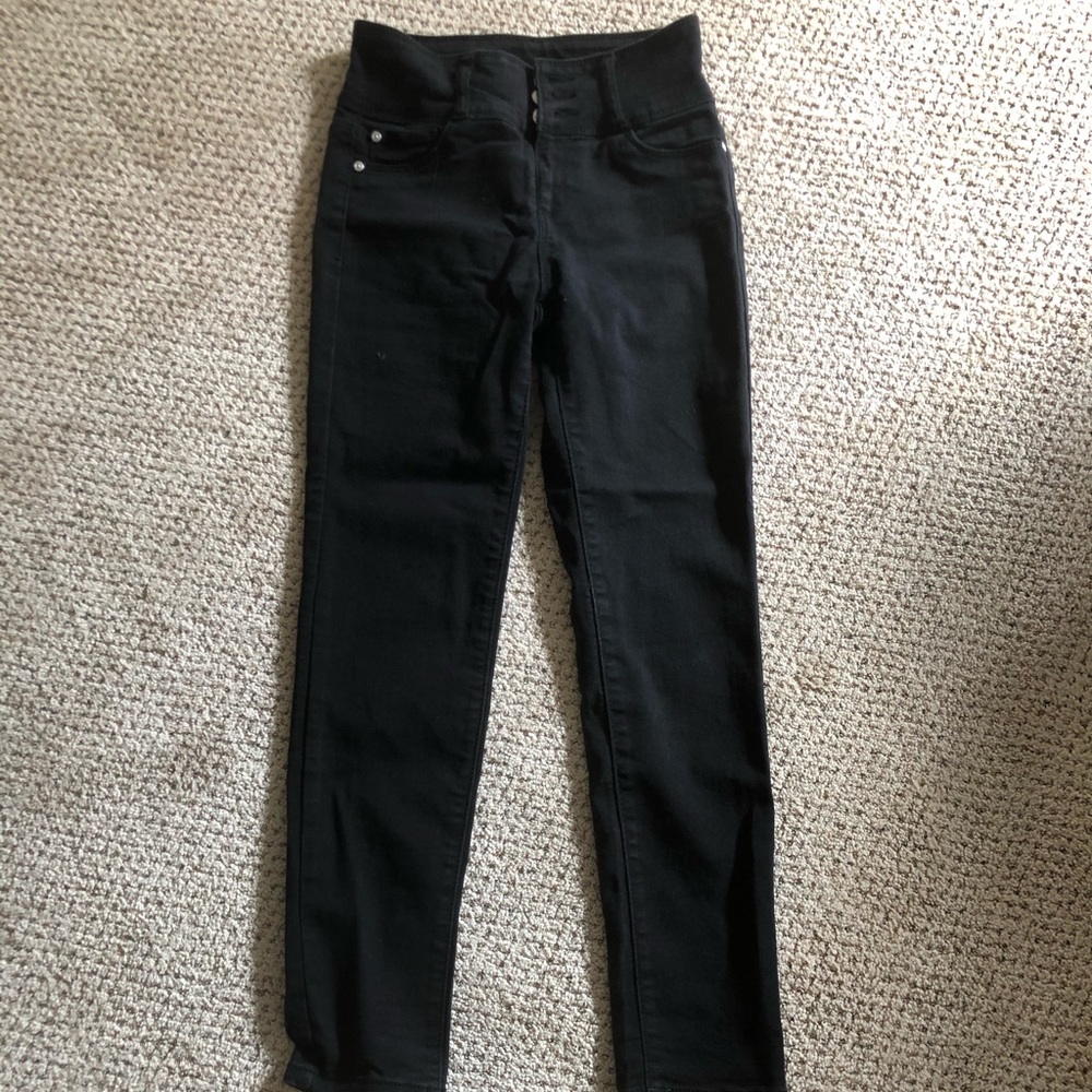 Black DKNY Skinny Jean